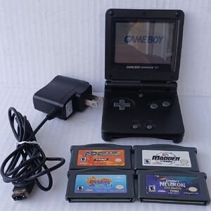 Nintendo Game Boy Advance SP Black with 4  Games and Charger Tested & Working